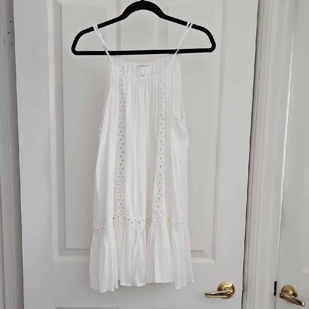 VENUS White Sleeveless Beach Cover-up